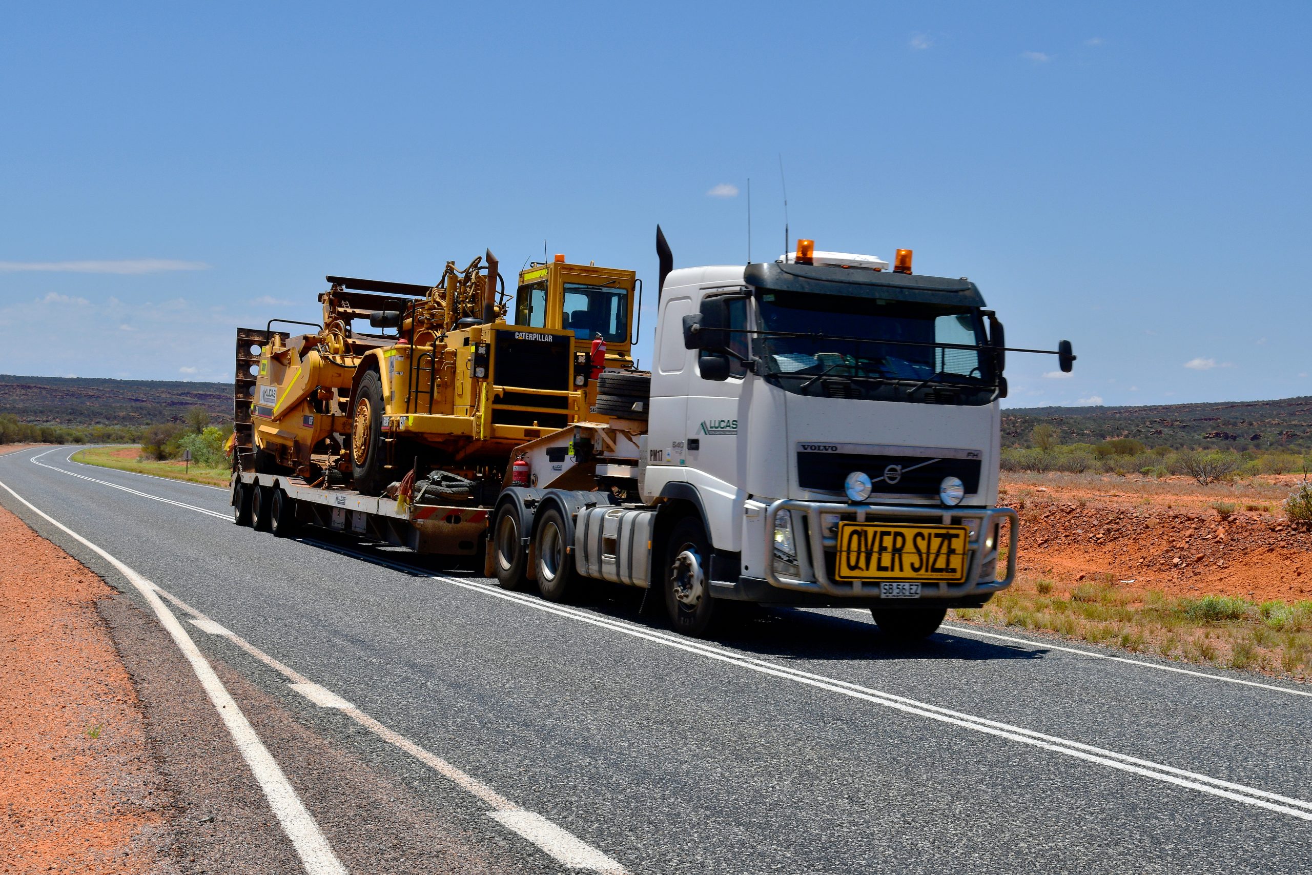 Tips to Prepare Your Heavy-Duty Vehicle for Transportation
