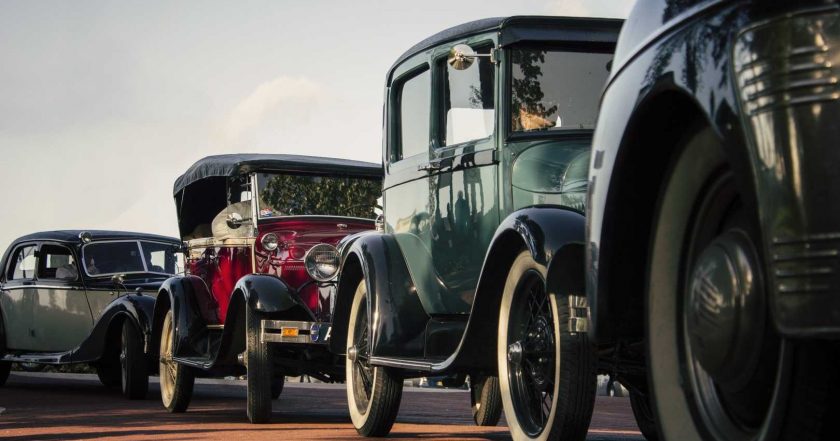 The Pros and Cons of Investing in Classic Cars