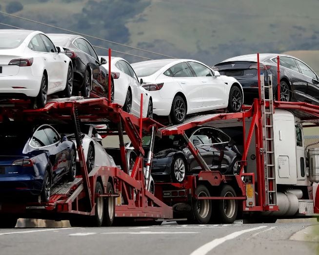 Safest Way to Ship a Car from California to Hawaii