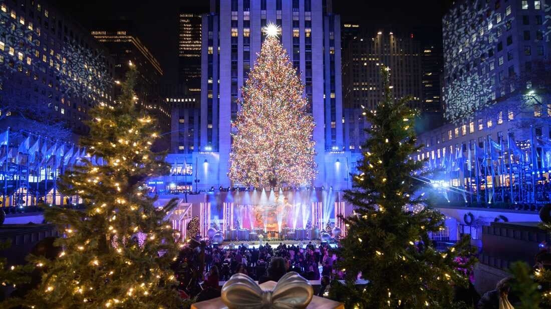 Best Christmas Cities in the USA