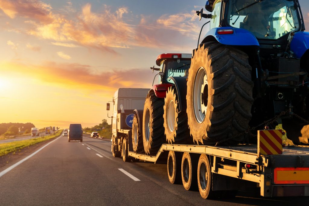 Transport a Tractor