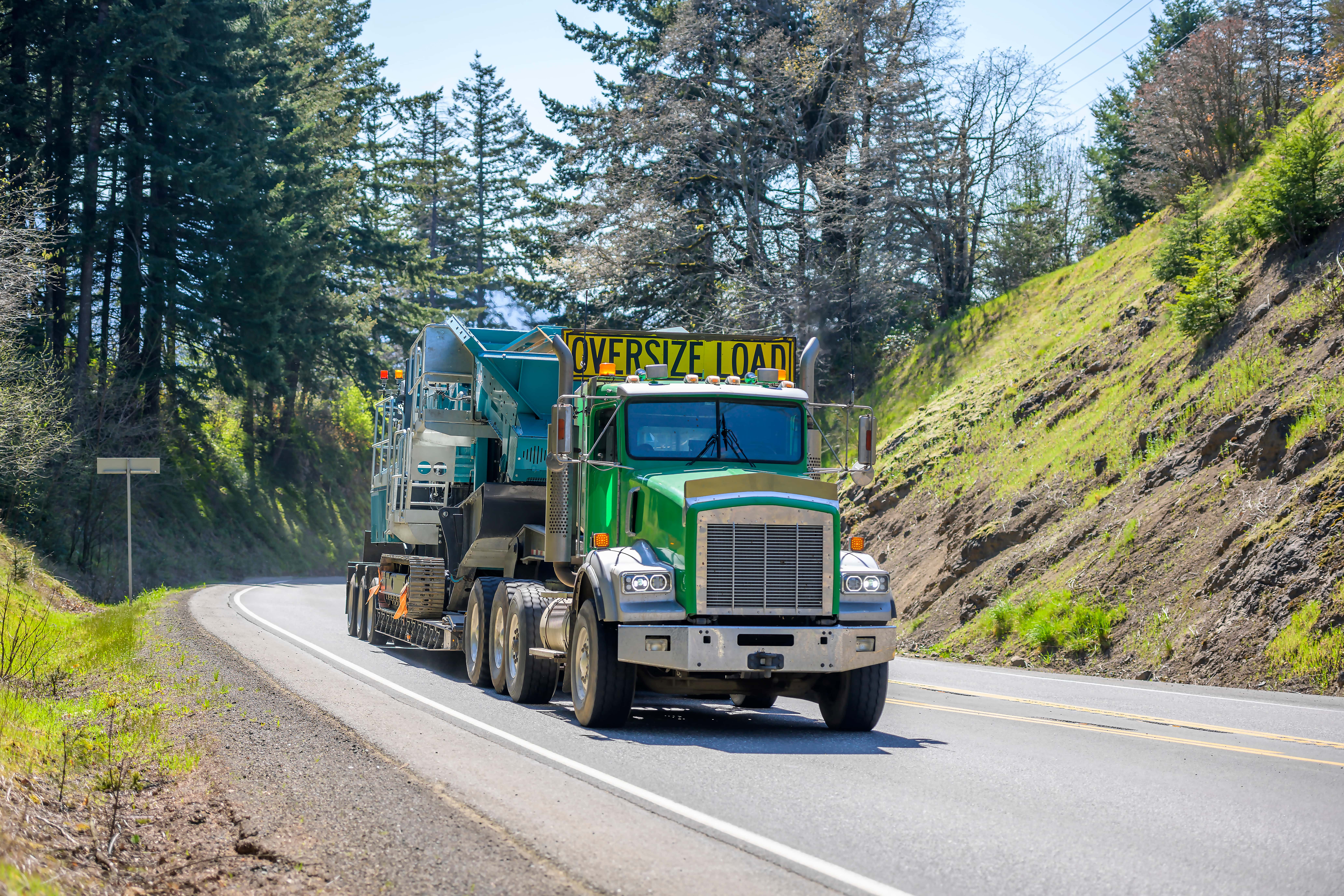 Transporting Oversized Loads: Challenges and Solutions