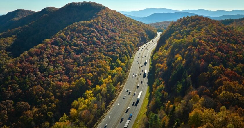 Seasonal Movers Guide: Fall vs. Spring Car Shipping